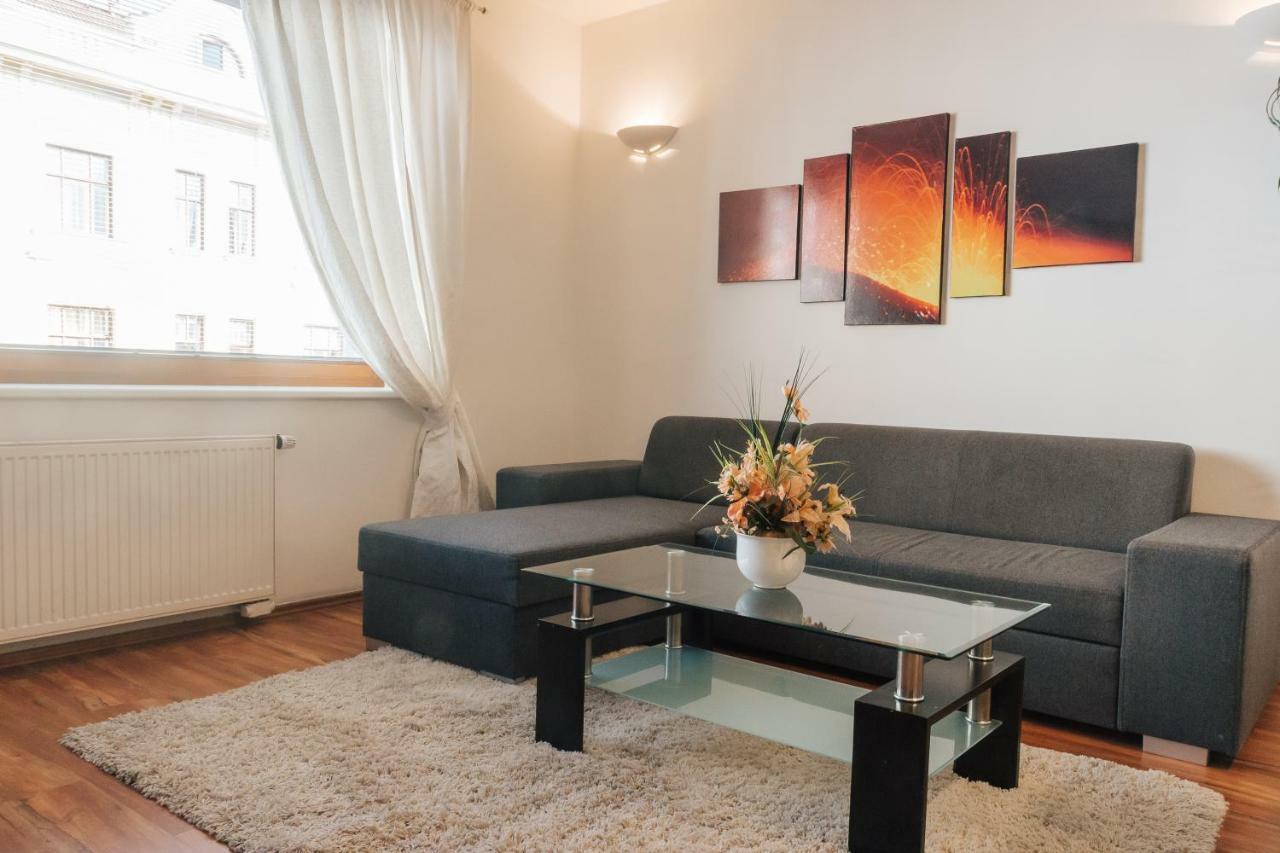 Nobless Apartment เบอร์โน ภายนอก รูปภาพ